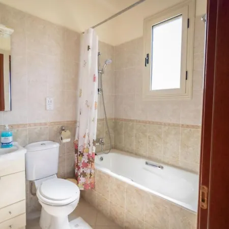 Holiday home 4-bedroom In Latchi With Pool Table *