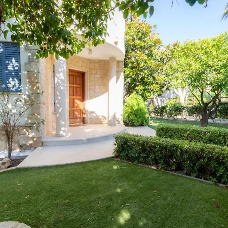 Rafaela - Luxury 4br Retreat Near The Baths Of Aphrodite 別荘