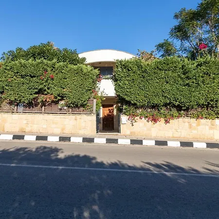 Rafaela - Luxury 4br Retreat Near The Baths Of Aphrodite בית נופש Polis