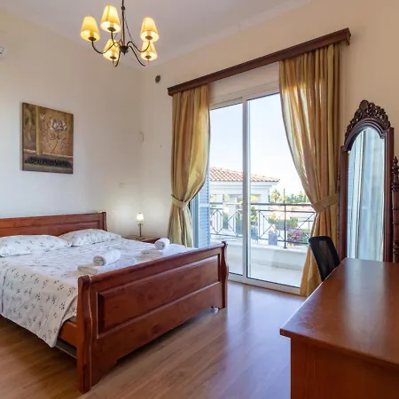 בית נופש Rafaela - Luxury 4br Retreat Near The Baths Of Aphrodite
