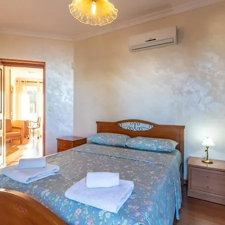 Rafaela - Luxury 4br Retreat Near The Baths Of Aphrodite בית נופש Polis