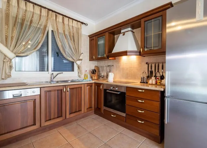 Rafaela - Luxury 4br Retreat Near The Baths Of Aphrodite 別荘