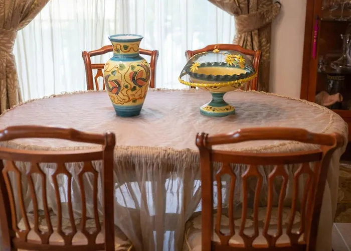 Rafaela - Luxury 4br Retreat Near The Baths Of Aphrodite Polis